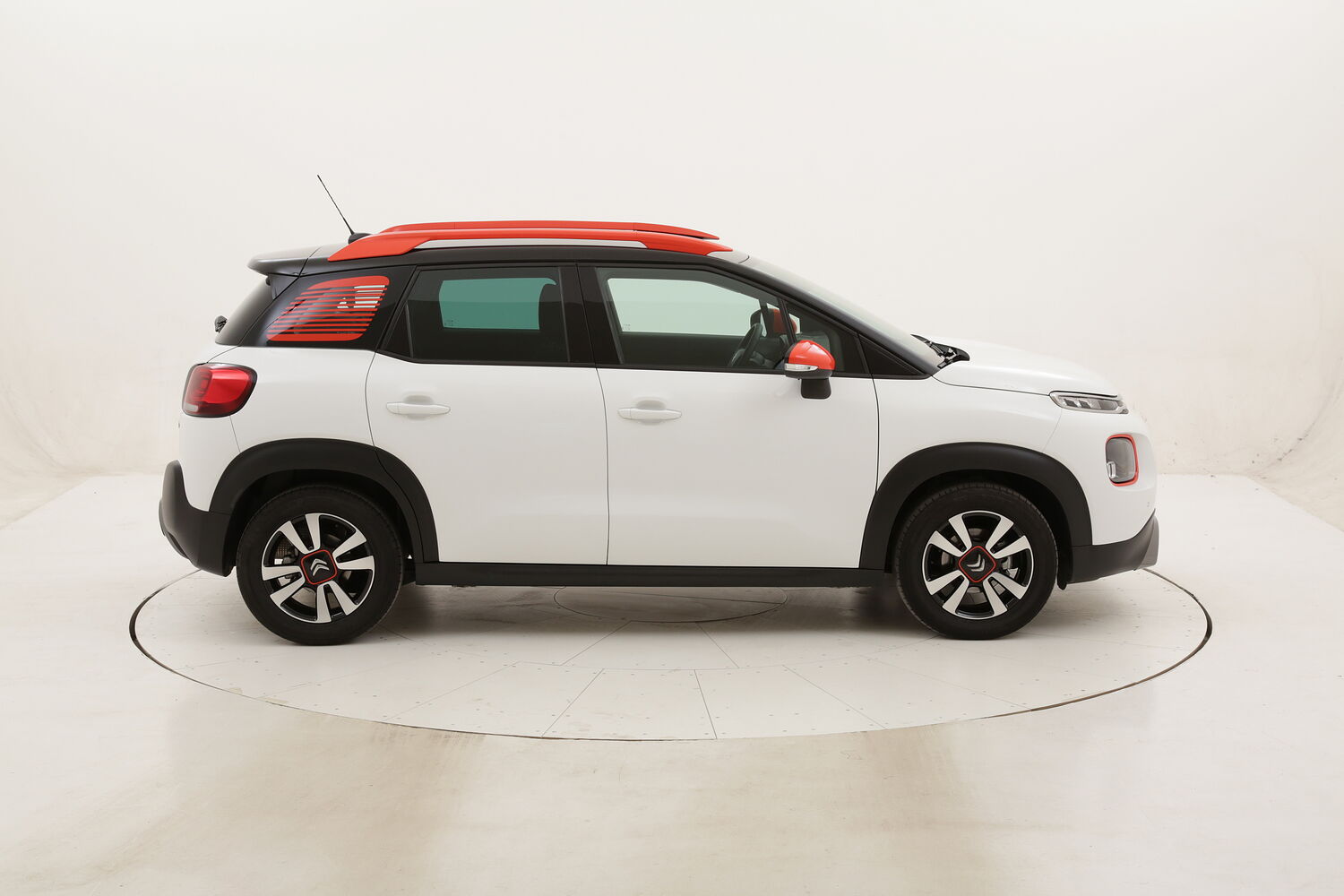 Citroen C3 Aircross Shine usata del 2019 con 16.345 km