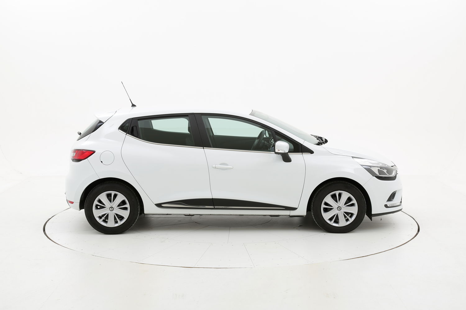 Renault Clio usata del 2017 con 28.116 km