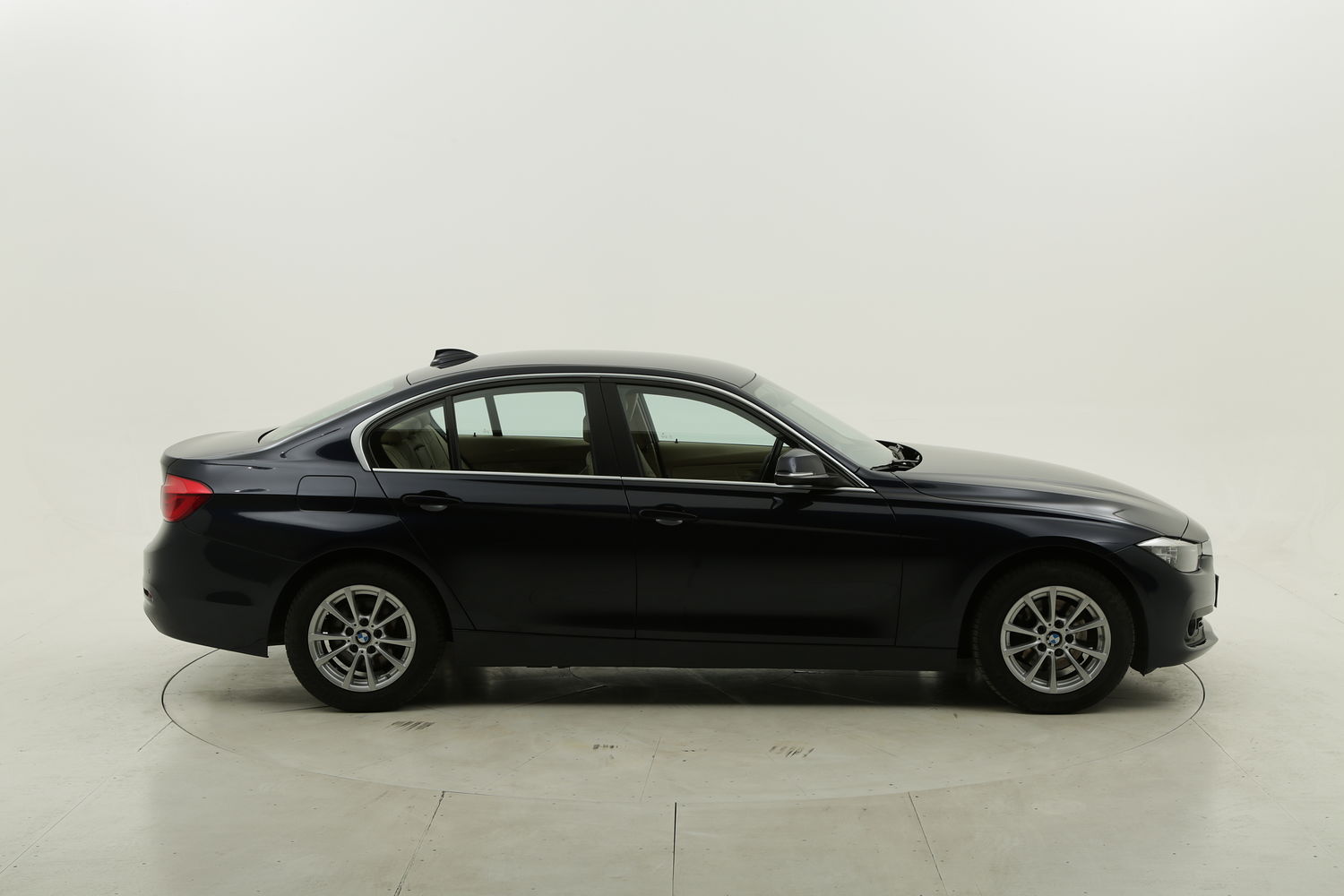 BMW Serie 3 usata del 2015 con 117.995 km