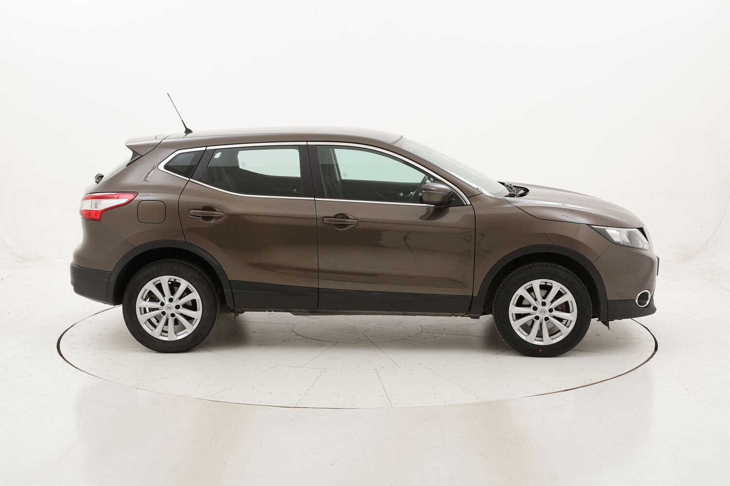 Nissan Qashqai Business usata del 2017 con 72.539 km