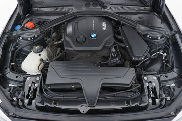 Vano motore di BMW Serie 1