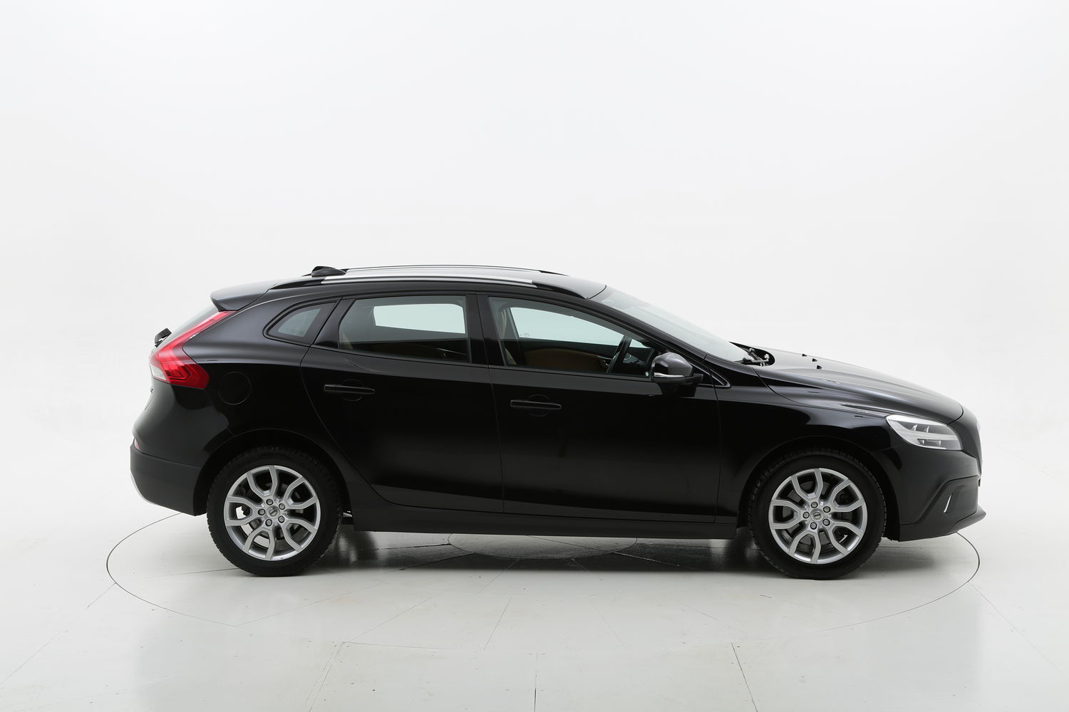 Volvo V40 Cross Country usata del 2016 con 69.467 km