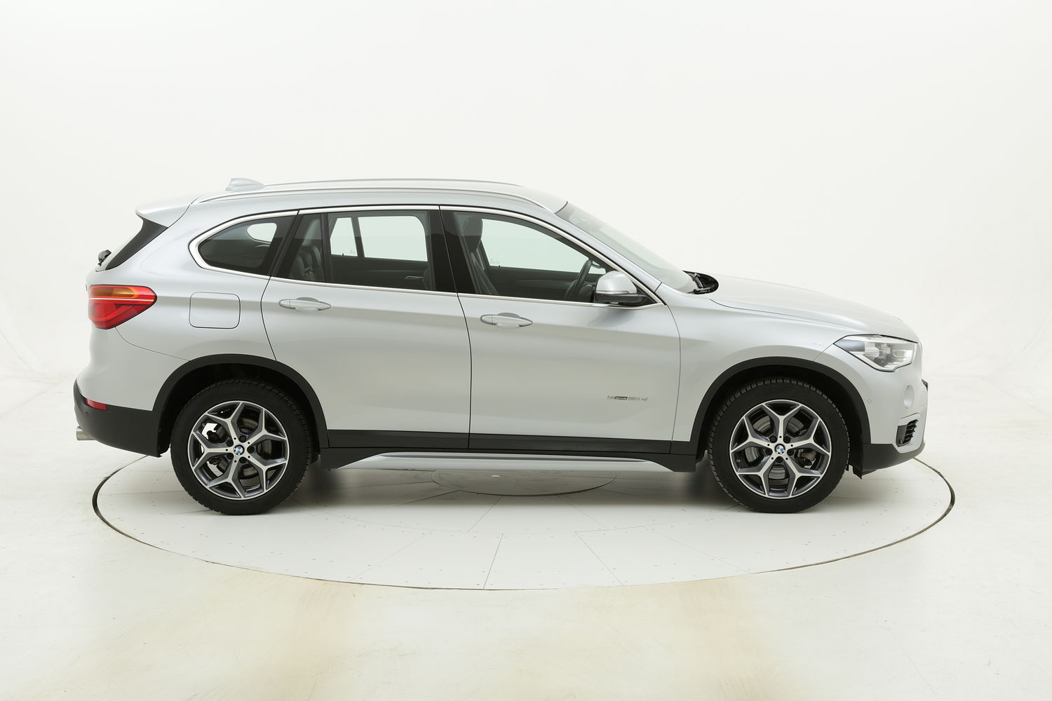 BMW X1 20d sDrive xLine usata del 2017 con 44.146 km