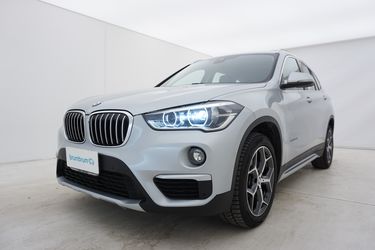 BMW X1 Da un'altra prospettiva BMW X1 Da un'altra prospettiva