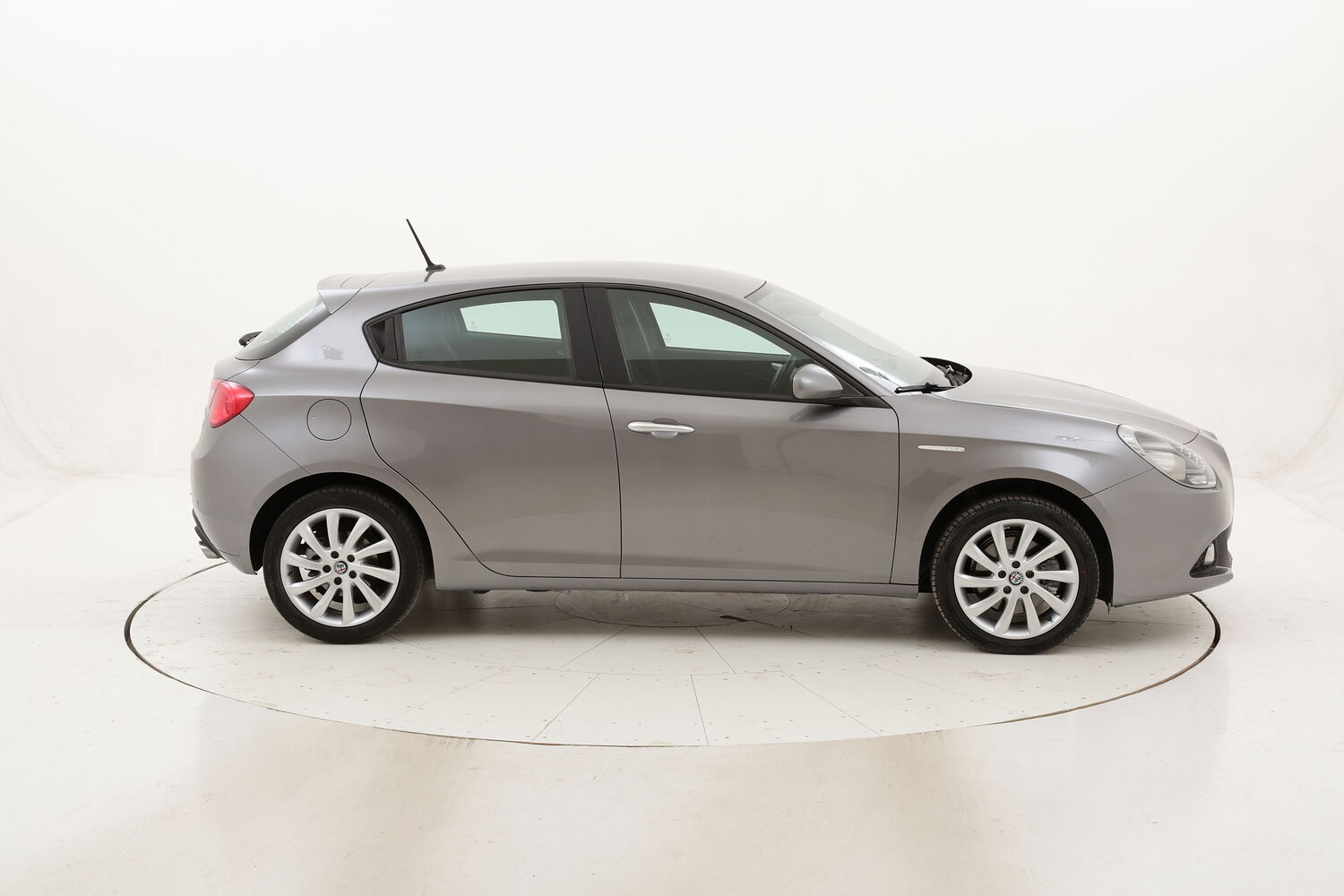 Alfa Romeo Giulietta Business usata del 2017 con 84.073 km