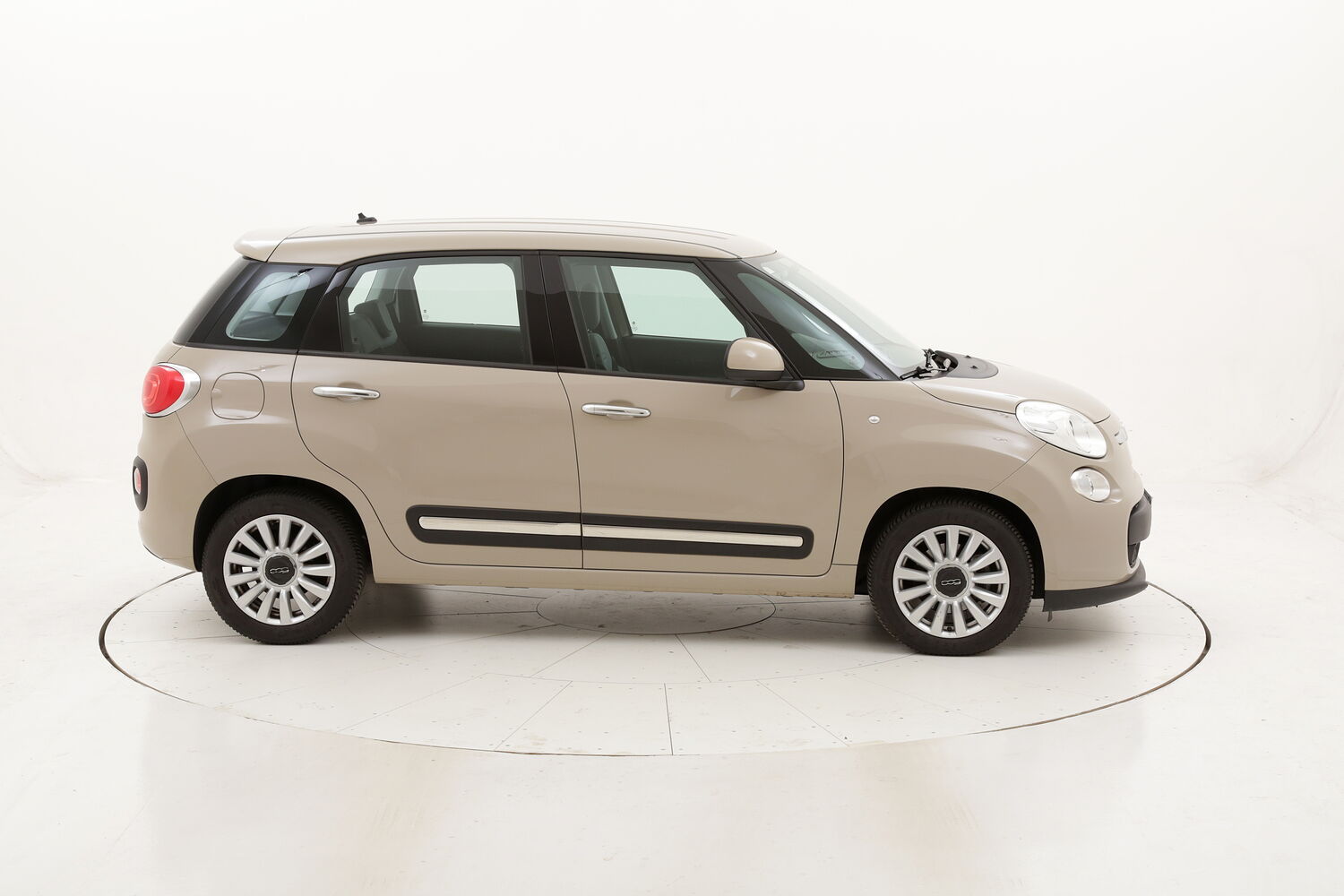 Fiat 500L Business usata del 2017 con 29.222 km