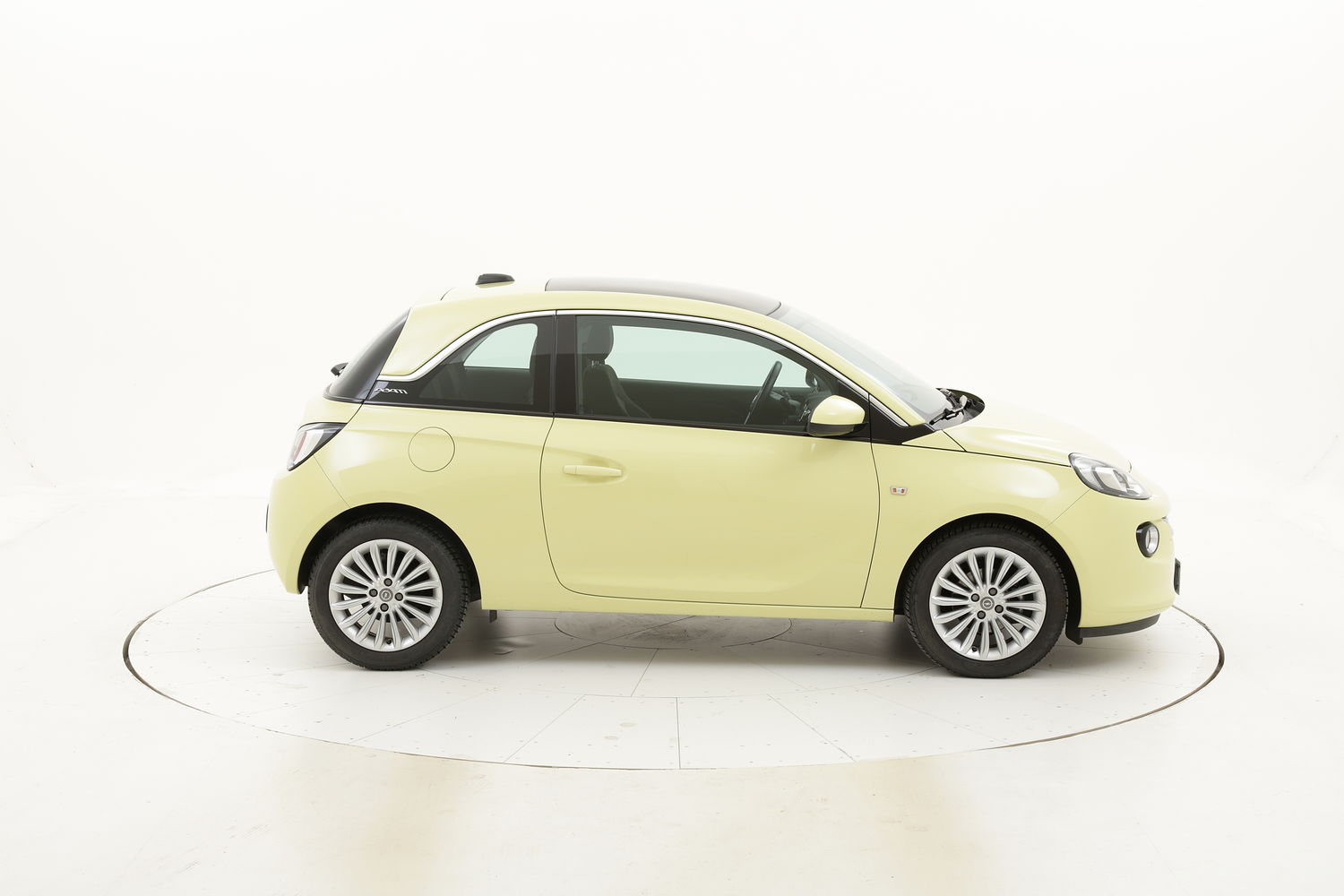 Opel Adam usata del 2017 con 20.236 km