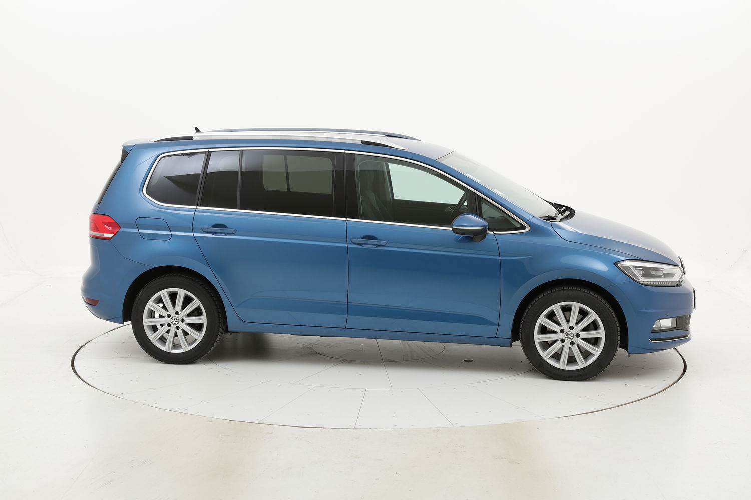 Volkswagen Touran usata del 2016 con 87.348 km