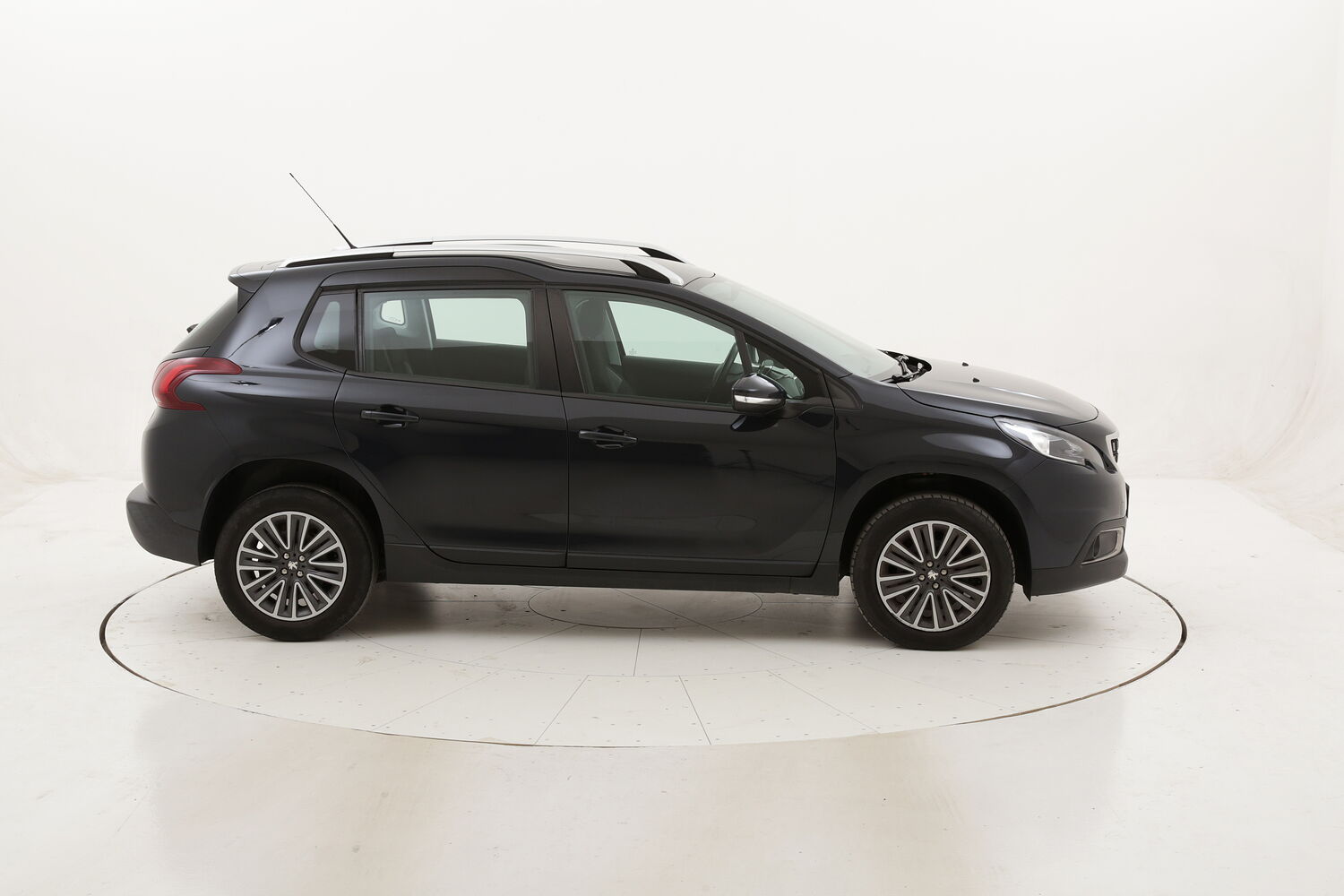 Peugeot 2008 Active usata del 2018 con 84.294 km