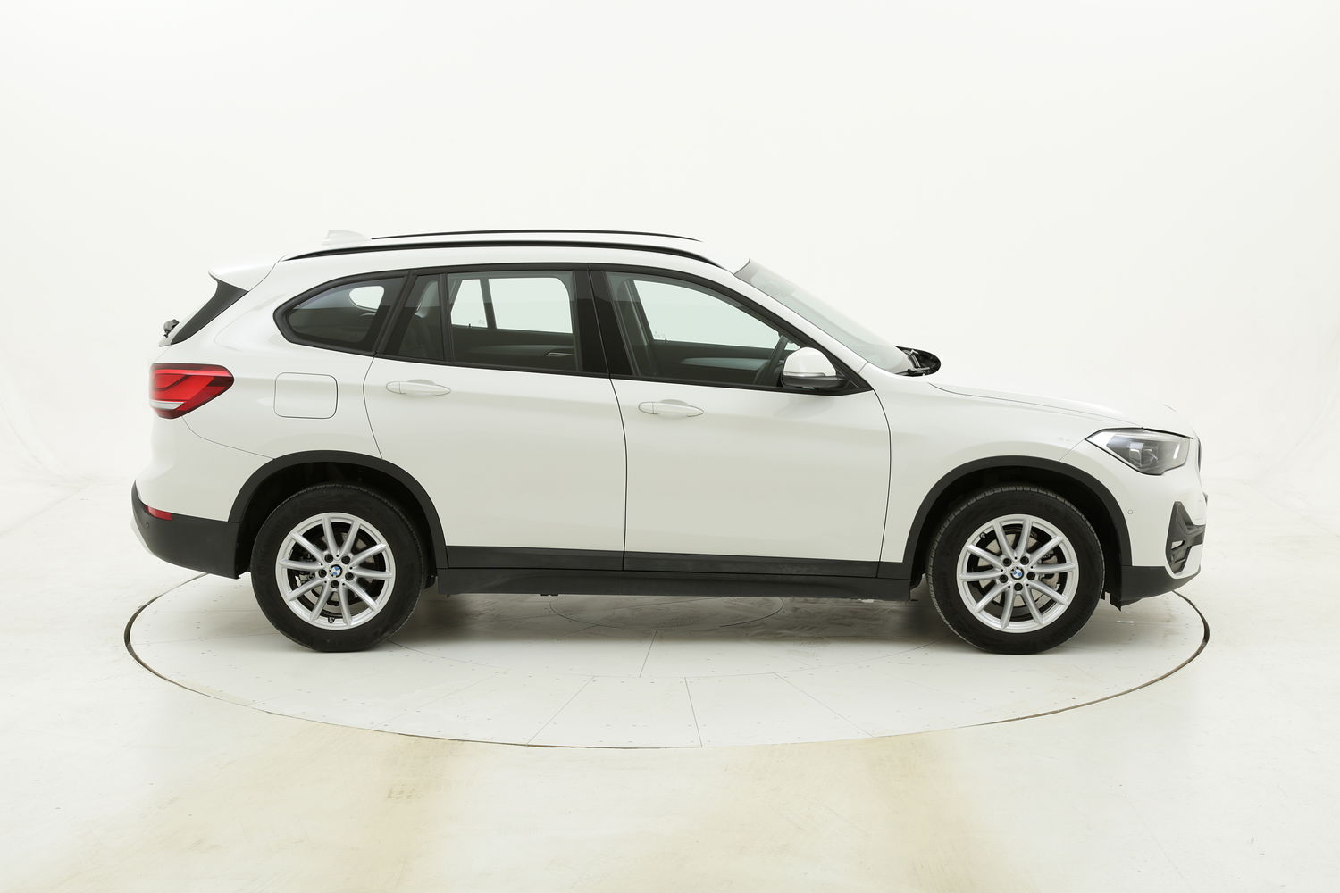BMW X1 16d sDrive Business usata del 2019 con 23.150 km