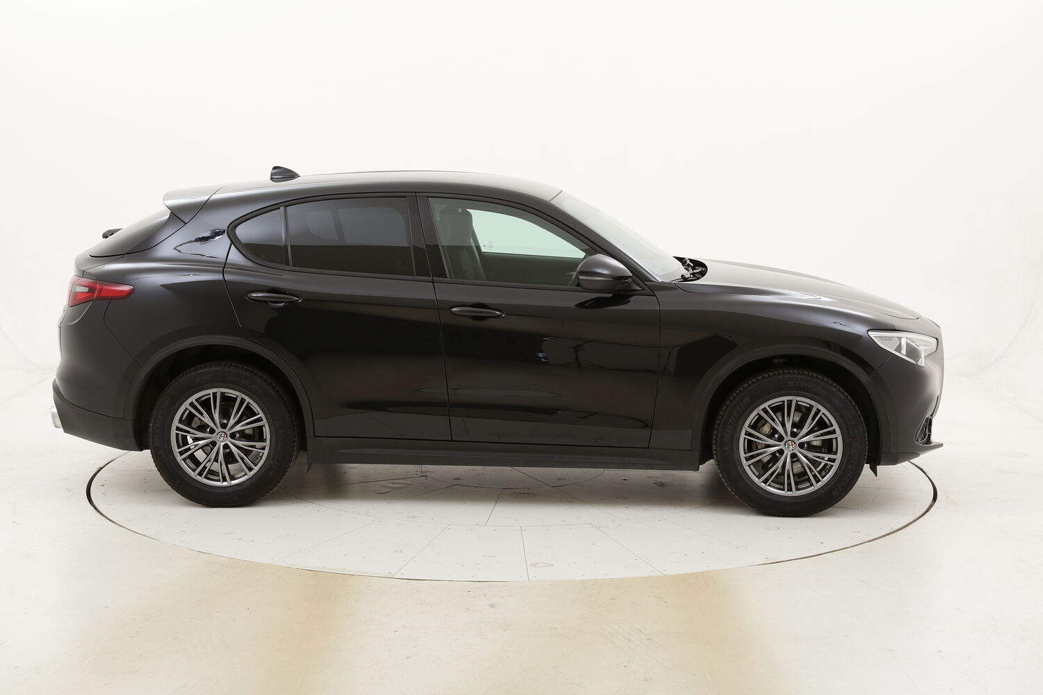 Alfa Romeo Stelvio Business Q4 AT8 usata del 2018 con 39.110 km