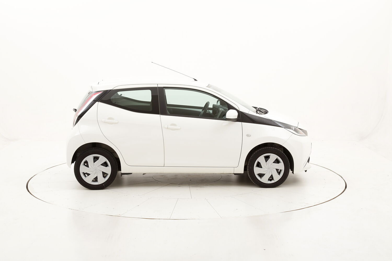 Toyota Aygo X-Cool TSS usata del 2018 con 54.453 km