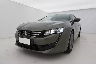 Peugeot 508 SW Business EAT8 2.0 Diesel 163CV Automatico Visione frontale