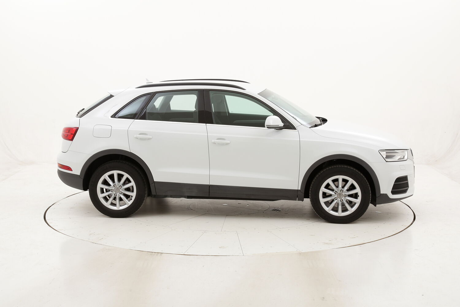 Audi Q3 Business usata del 2016 con 73.010 km