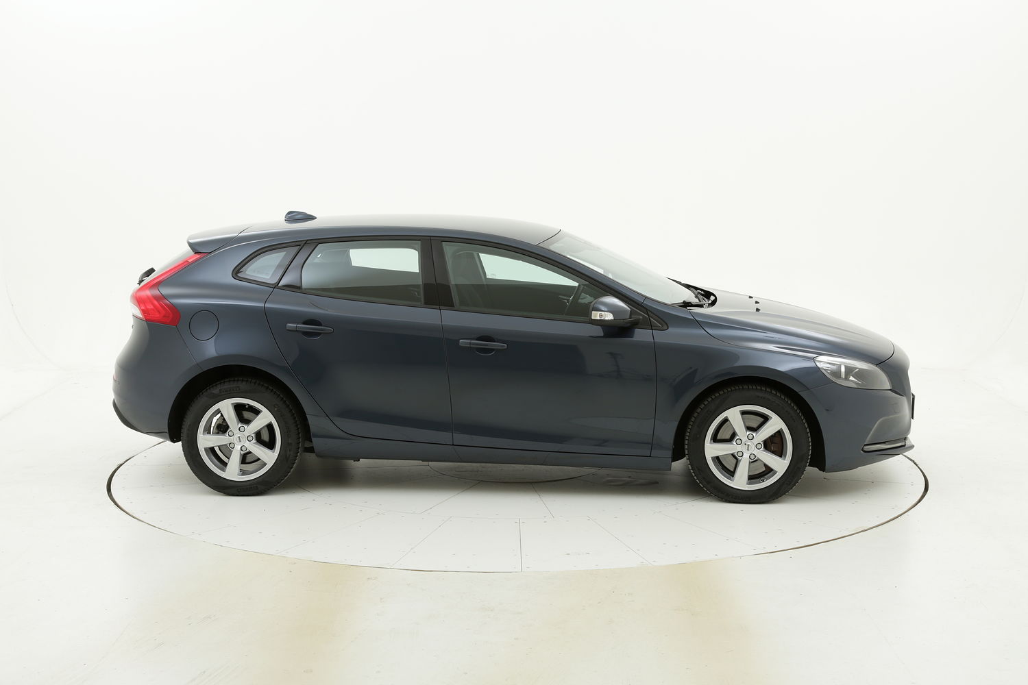 Volvo V40 usata del 2017 con 82.371 km
