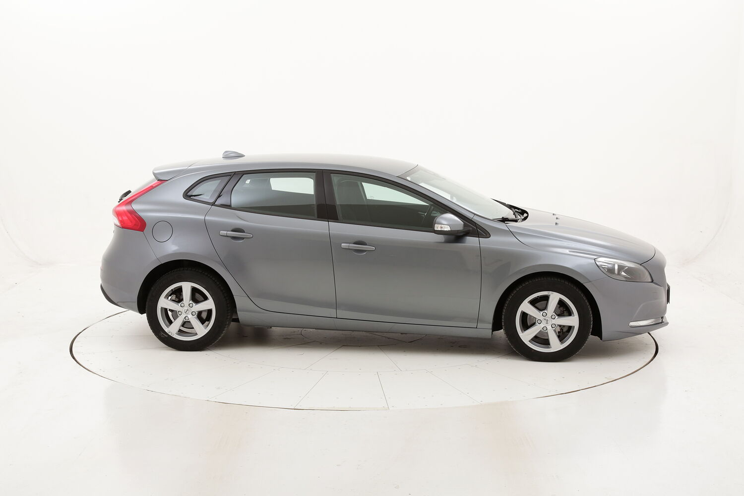 Volvo V40 D2 Business usata del 2018 con 42.261 km