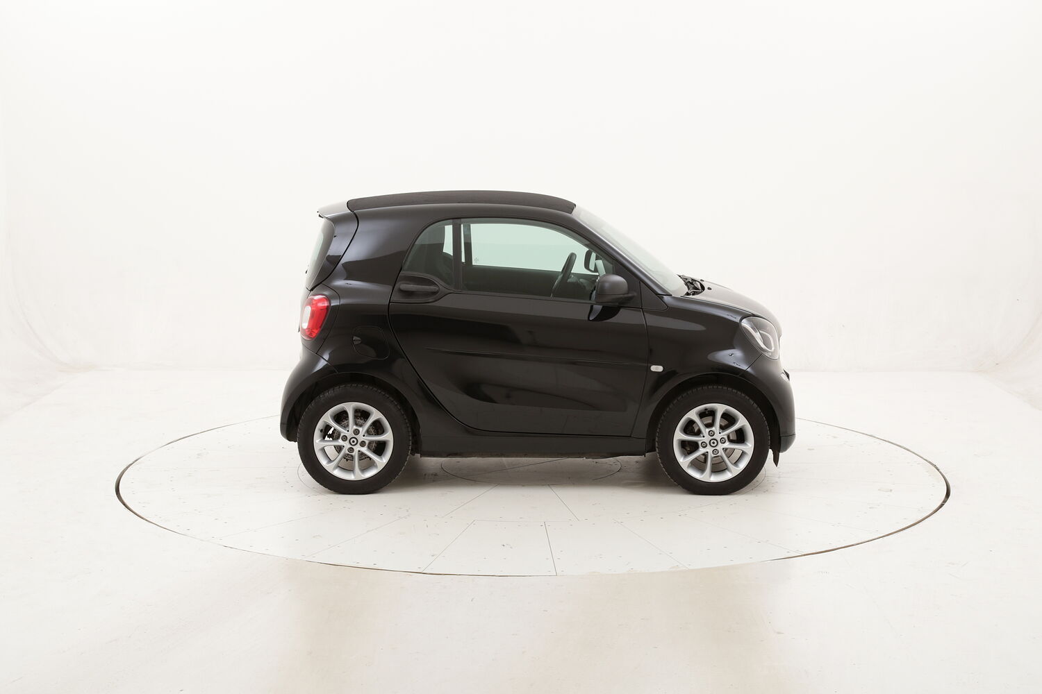 Smart Fortwo Youngster twinamic usata del 2017 con 50.695 km