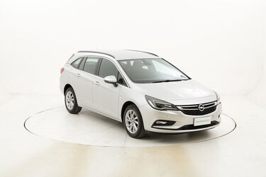 Opel Astra ST Business Aut. usata del 2018 con 88.712 km
