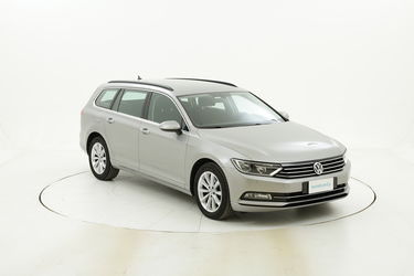 Volkswagen Passat usata del 2017 con 132.526 km