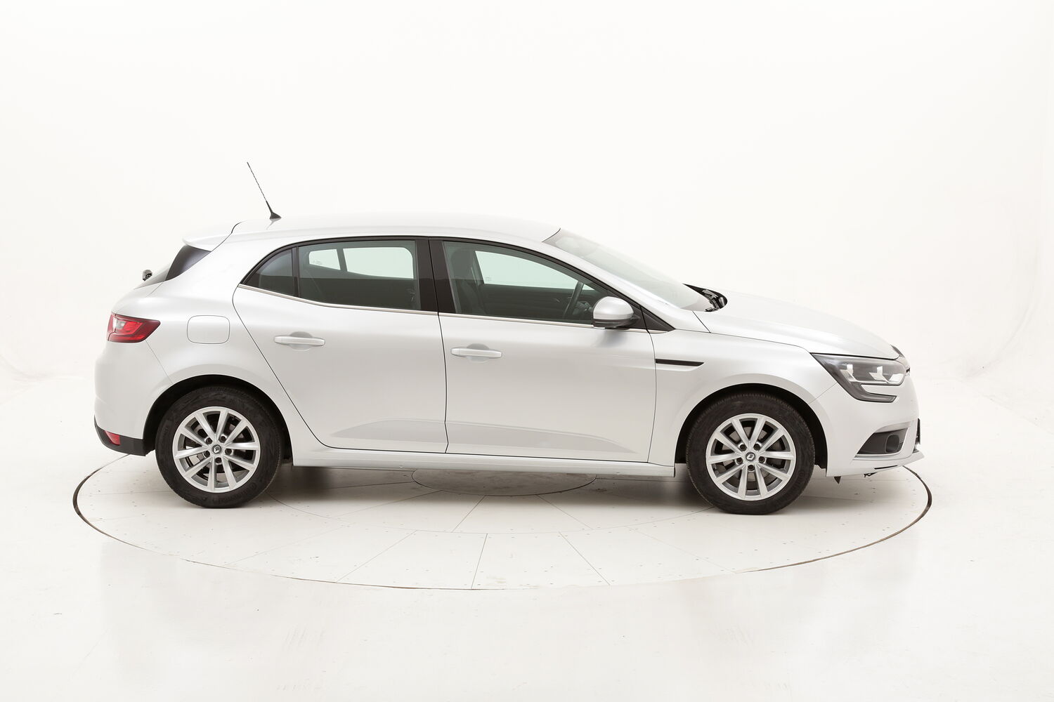 Renault Mégane Energy Zen usata del 2016 con 129.158 km