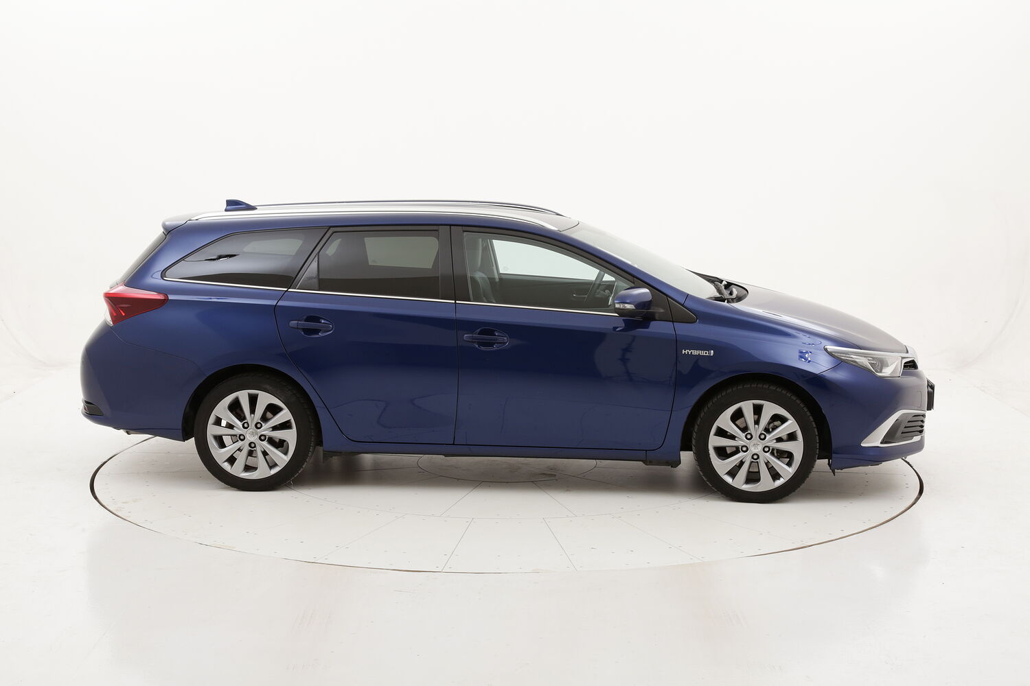 Toyota Auris TS Hybrid Lounge usata del 2016 con 66.213 km