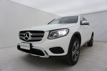 Mercedes GLC Da un'altra prospettiva Mercedes GLC Da un'altra prospettiva