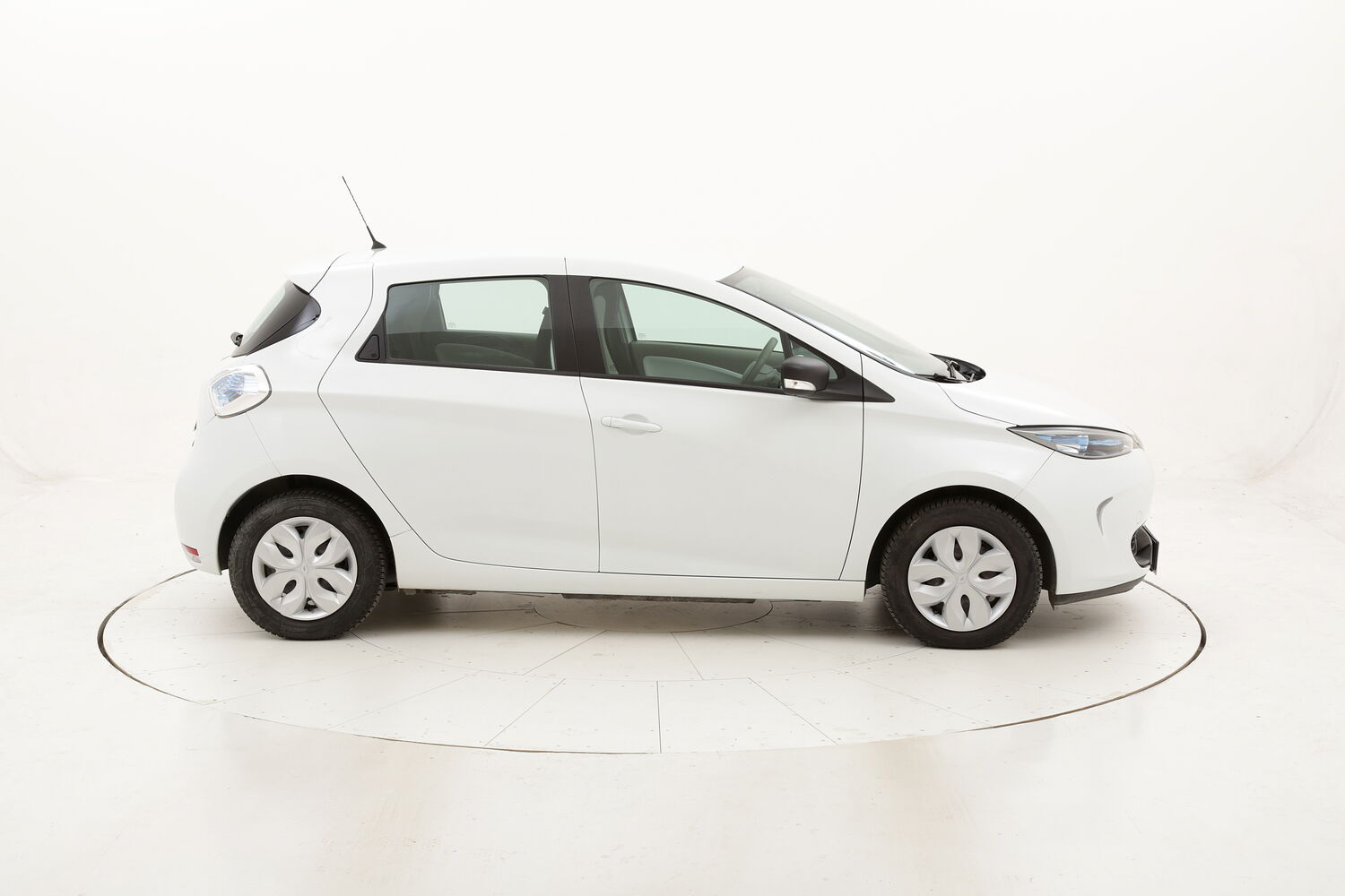 Renault ZOE Life R90 usata del 2019 con 5.491 km