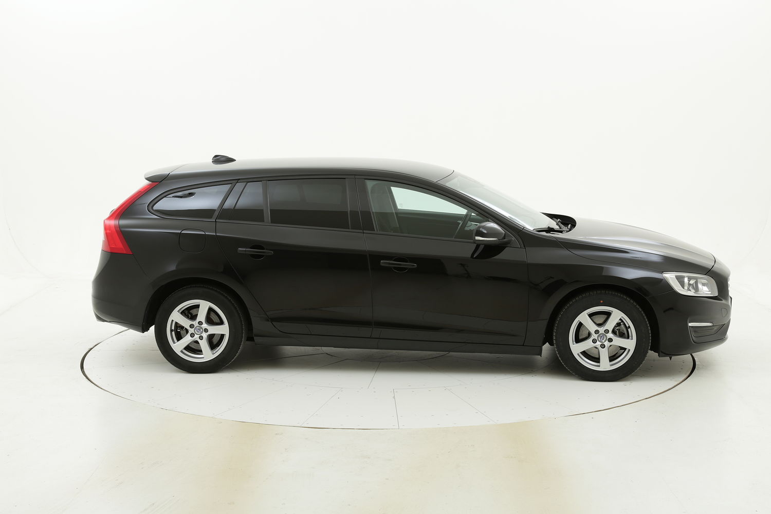 Volvo V60 usata del 2016 con 139.594 km