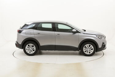 Peugeot 3008 Business usata del 2018 con 25.415 km