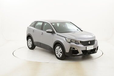 Peugeot 3008 Business usata del 2018 con 25.415 km