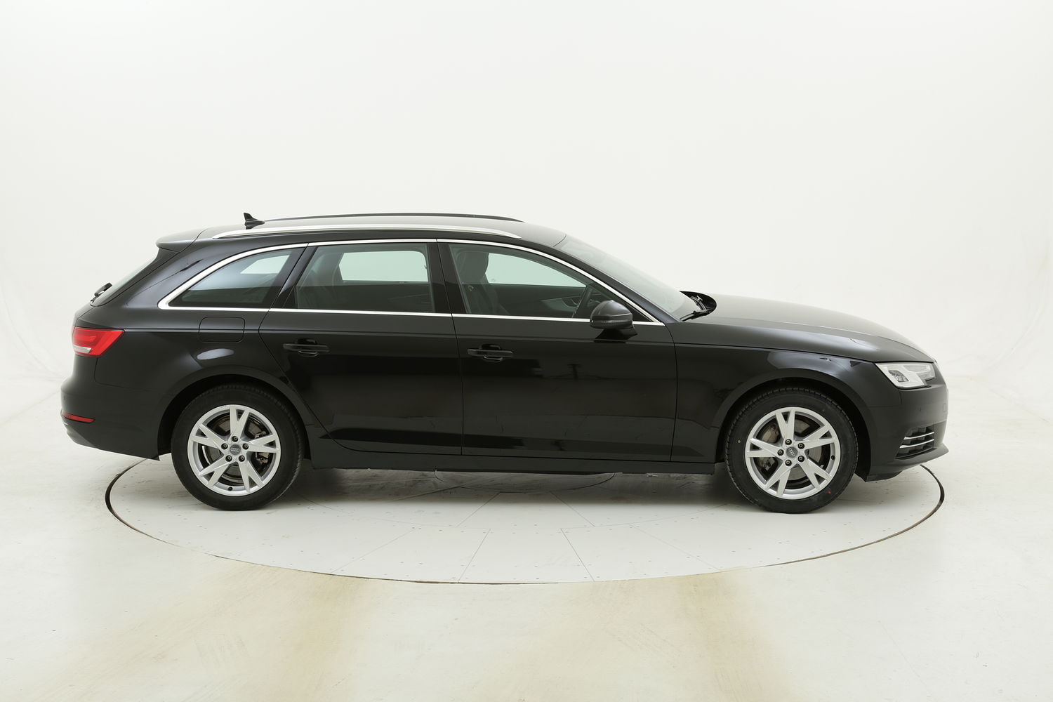 Audi A4 Avant Business Quattro s-tronic usata del 2017 con 83.352 km