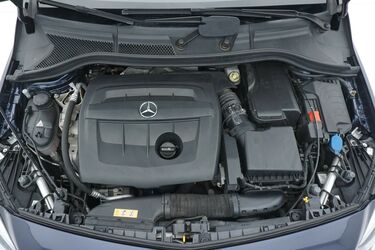 Vano motore di Mercedes Classe B