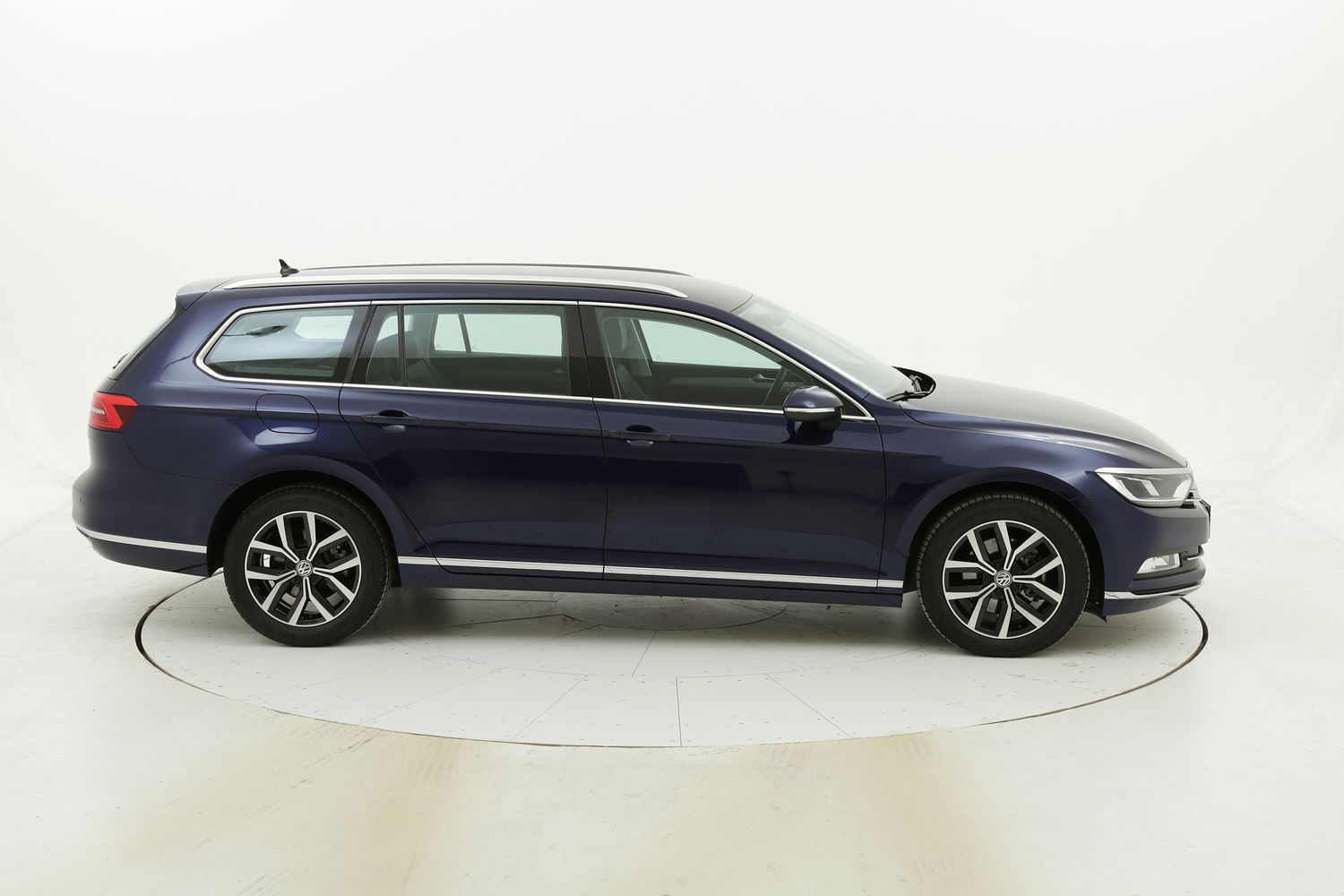 Volkswagen Passat usata del 2018 con 73.012 km