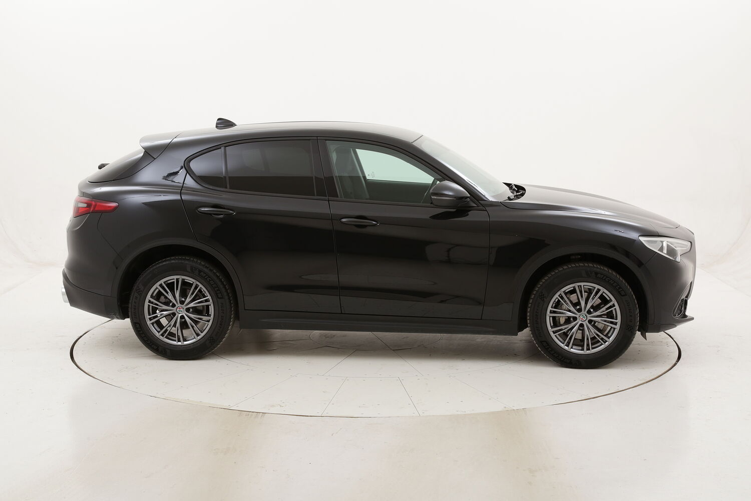 Alfa Romeo Stelvio Business Q4 AT8 usata del 2017 con 57.680 km