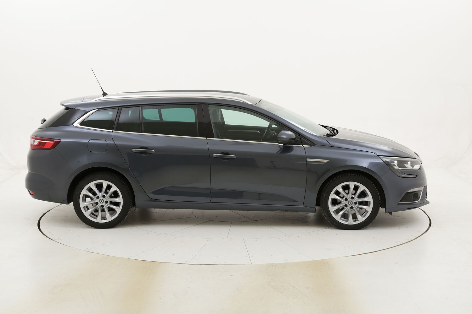 Renault Mégane Sporter Energy Intes usata del 2017 con 86.937 km