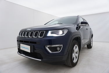 Jeep Compass Da un'altra prospettiva Jeep Compass Da un'altra prospettiva