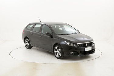 Peugeot 308 SW Active usata del 2017 con 84.366 km