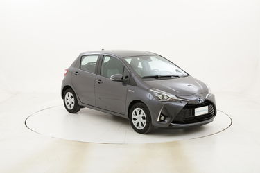 Toyota Yaris Hybrid Business usata del 2018 con 12.696 km