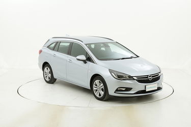 Opel Astra usata del 2017 con 107.149 km