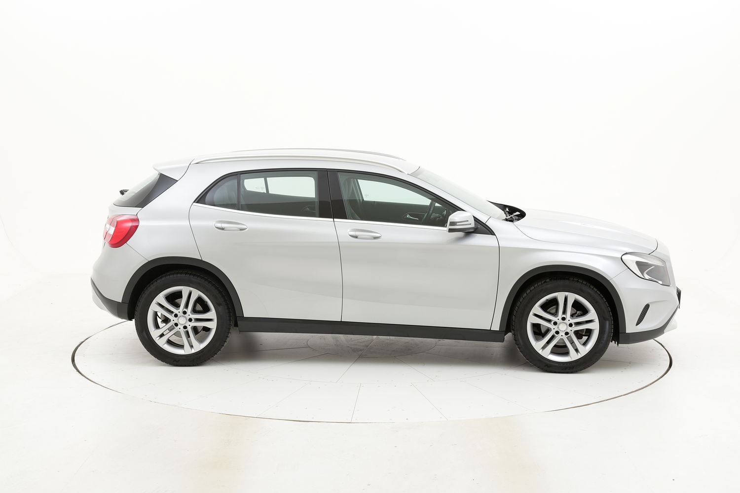 Mercedes GLA usata del 2015 con 51.777 km