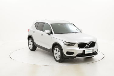 Volvo XC40 D4 R-design AWD Geartronic usata del 2020 con 18.454 km