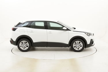 Peugeot 3008 Active usata del 2019 con 14.747 km