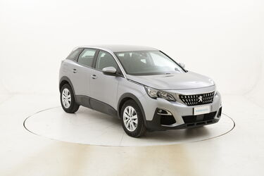 Peugeot 3008 Business EAT6 usata del 2018 con 117.273 km