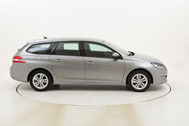 Peugeot 308 SW Business usata del 2015 con 65.370 km