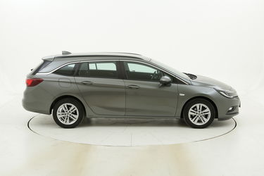 Opel Astra usata del 2017 con 90.766 km