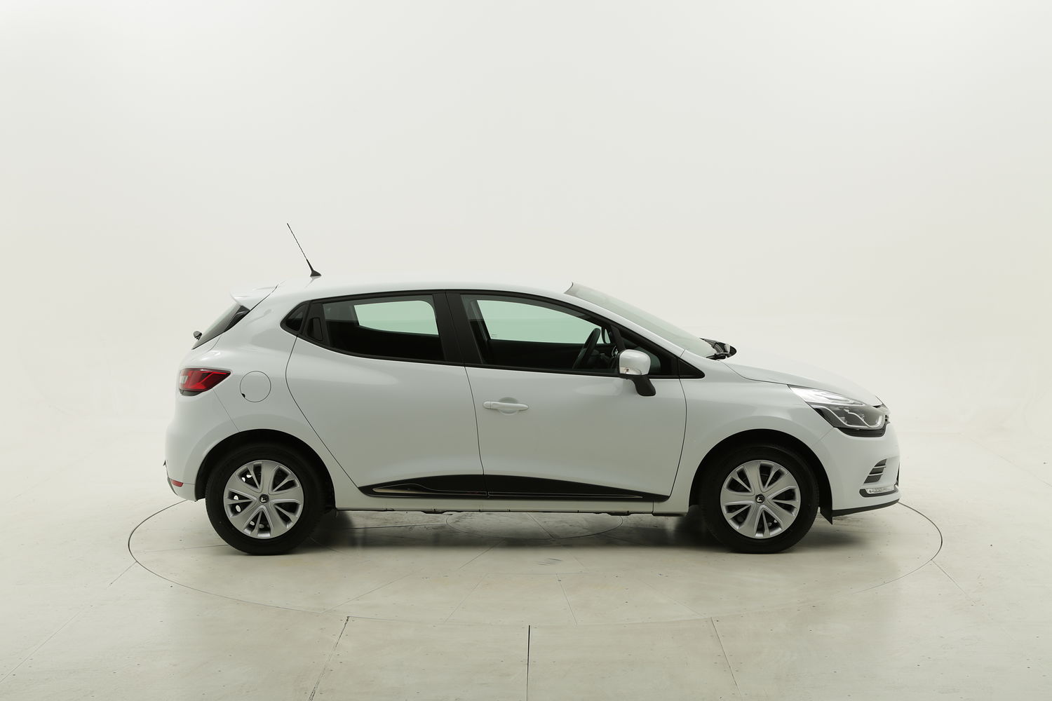 Renault Clio usata del 2018 con 128 km