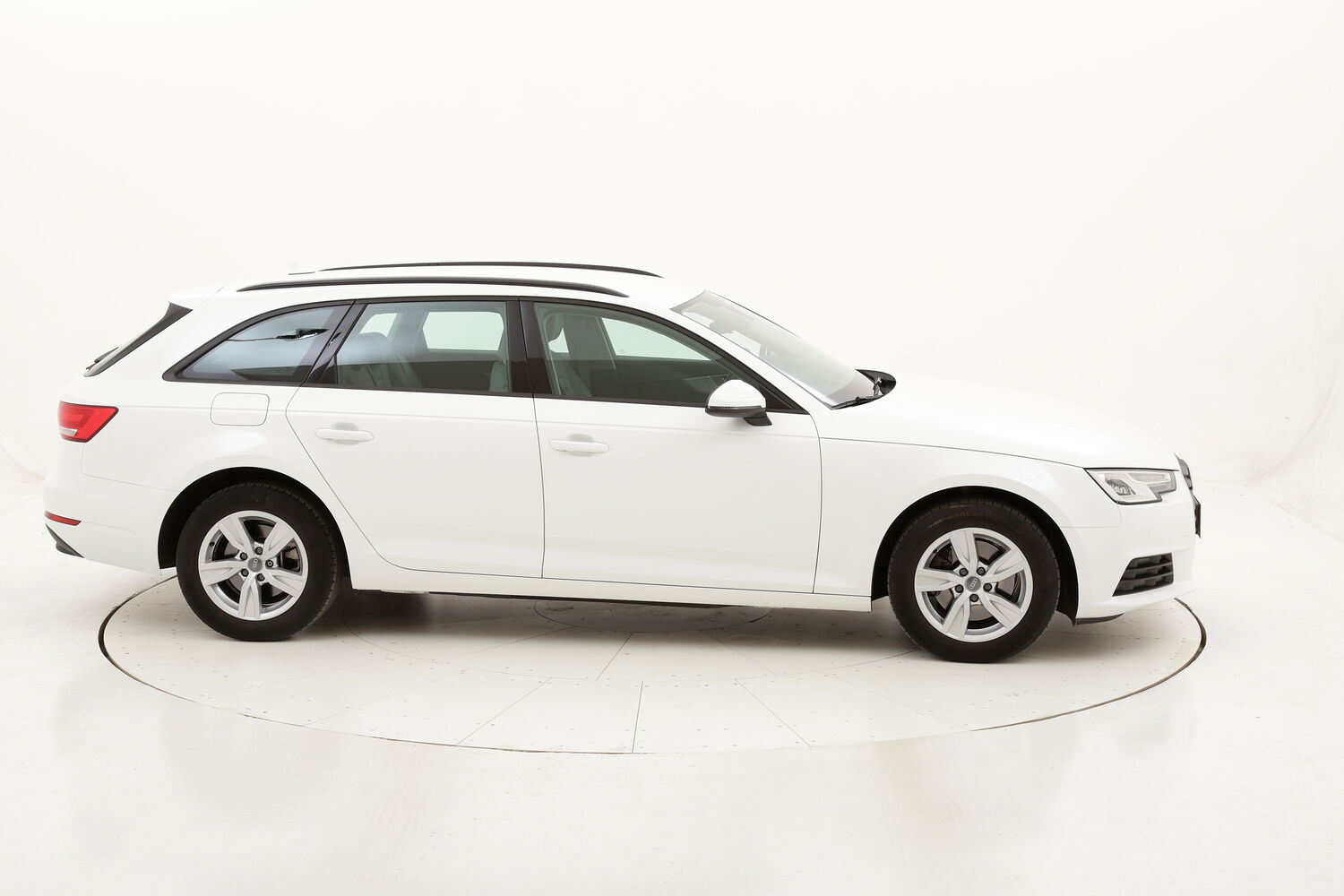 Audi A4 Avant Business usata del 2017 con 62.279 km