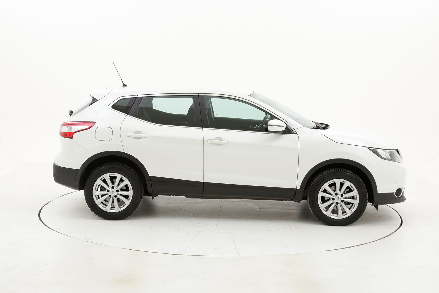 Nissan Qashqai usata del 2016 con 101.567 km