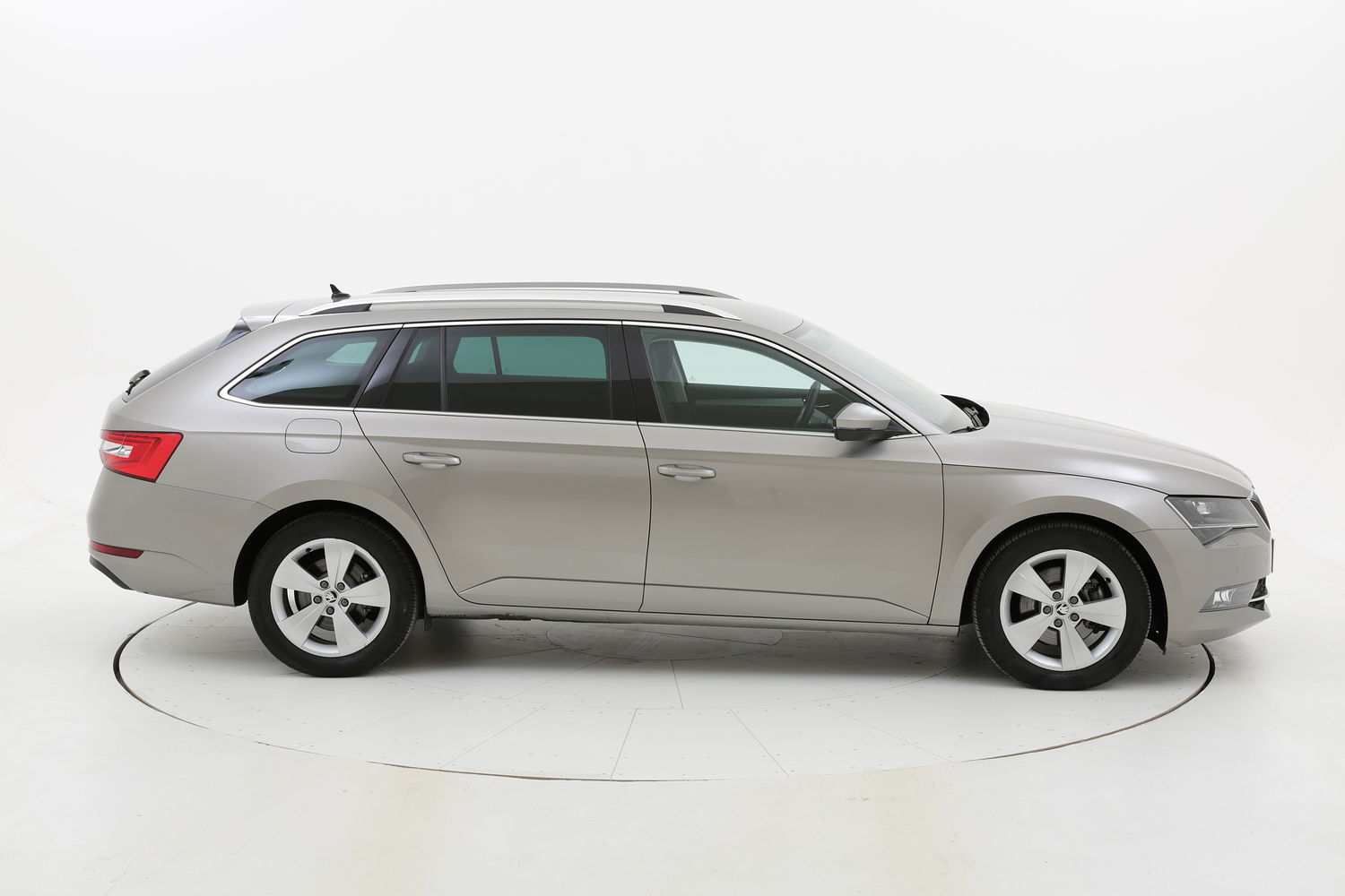 Skoda Superb usata del 2017 con 47.200 km