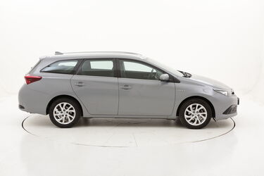 Toyota Auris TS Hybrid Business usata del 2019 con 119.743 km